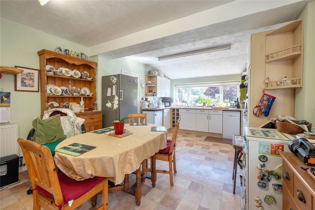 Property photo 3 of 17 Picture No. 25