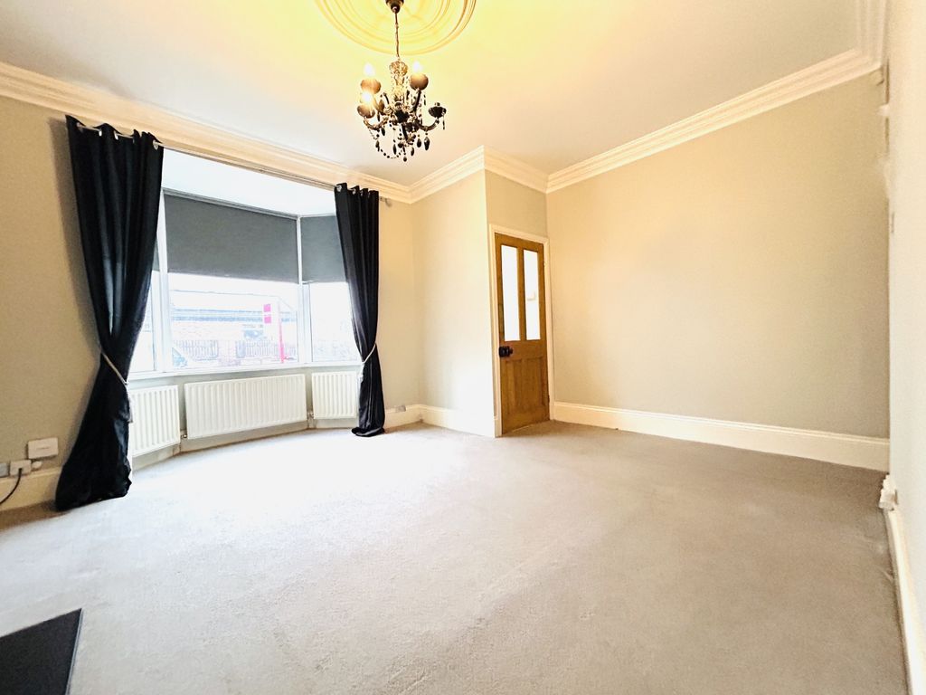 Property photo 2 of 14 Img_4552