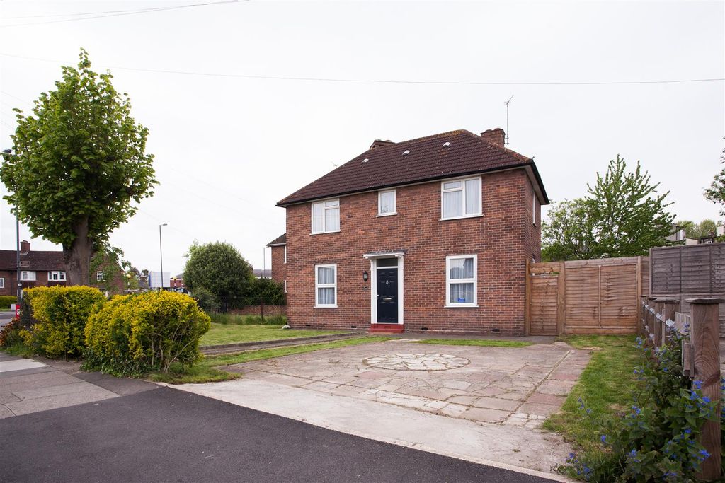Property photo 1 of 19 Abbotsbury Rd 001-.Jpg