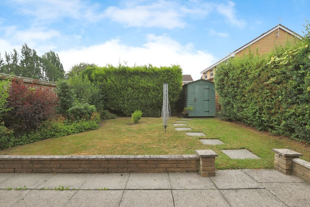 Property photo 2 of 11 3888206