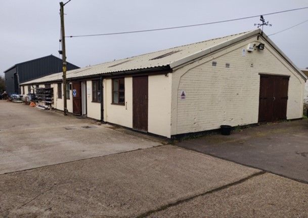 Property photo 2 of 16