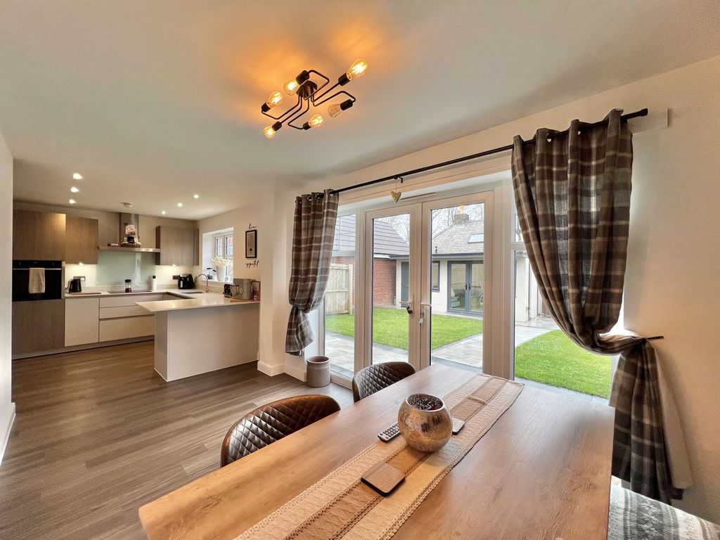 Property photo 2 of 22