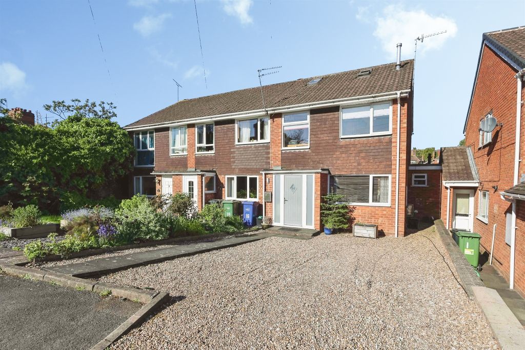 Property photo 1 of 18