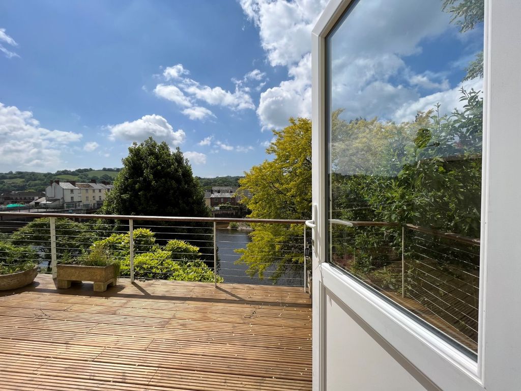 Property photo 3 of 21 Tiverton, Seddons