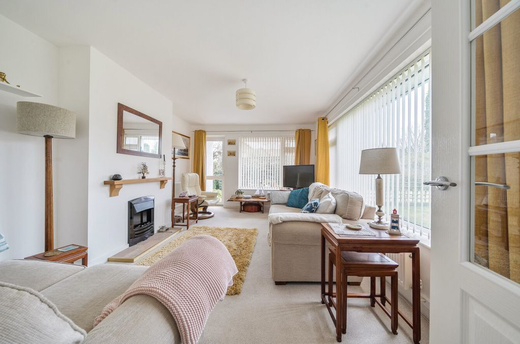 Property photo 2 of 19 1416552-8-69973Eb...