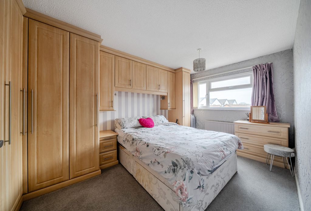 Property photo 3 of 18 Picture 3