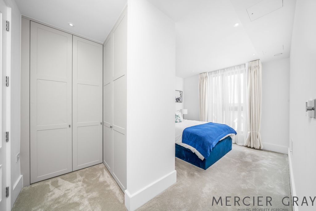 Property photo 3 of 23 Photo 16