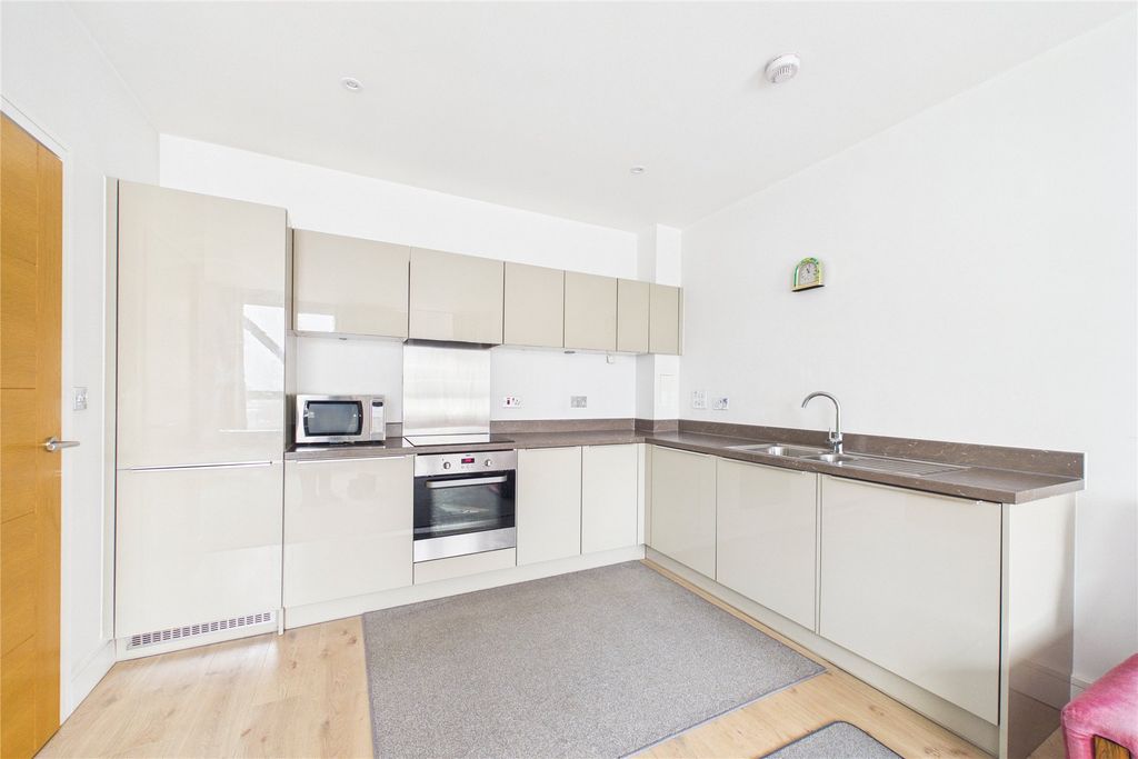 Property photo 3 of 8 Picture No. 05