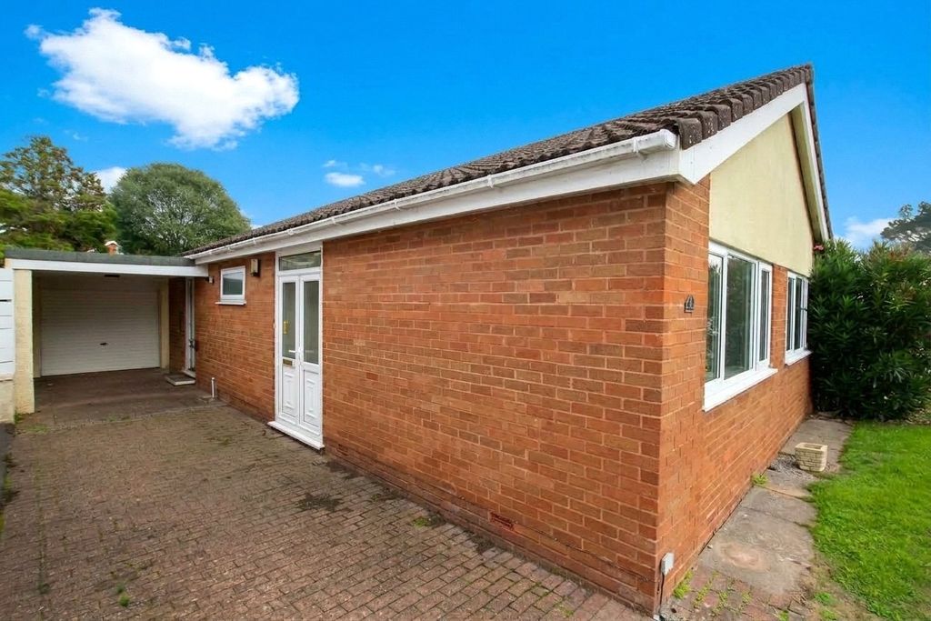Property photo 2 of 19 Picture No. 25