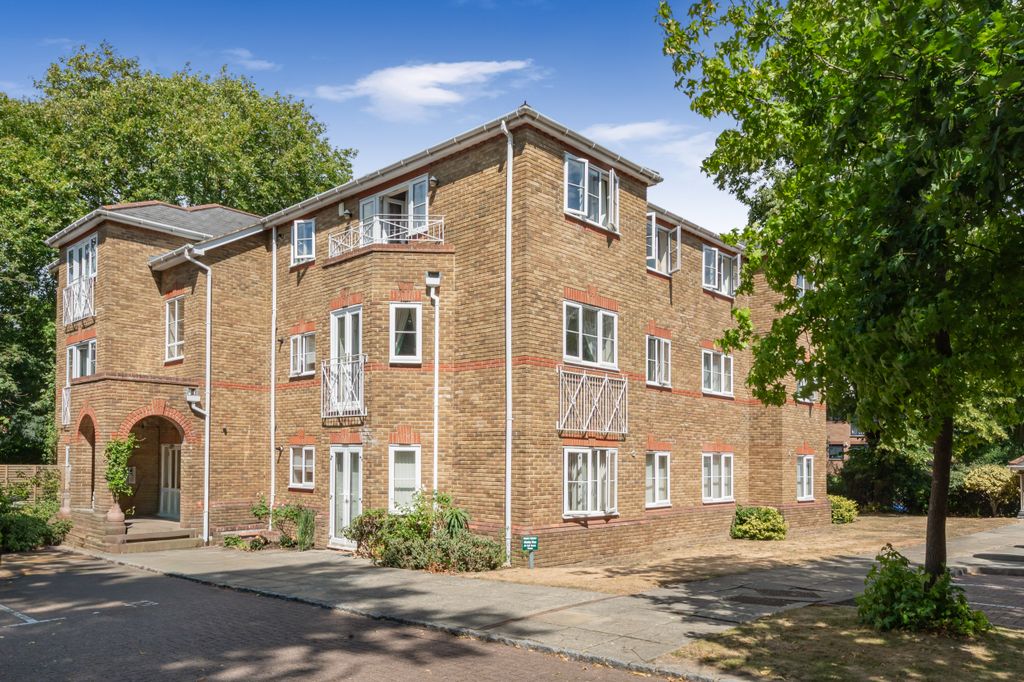 Property photo 1 of 12
