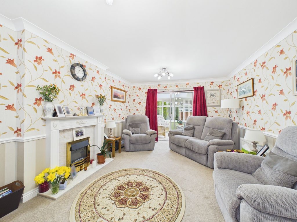 Property photo 2 of 20 4987064