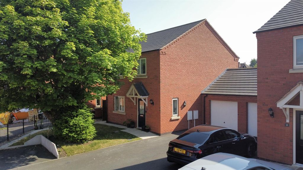 Property photo 1 of 17 1