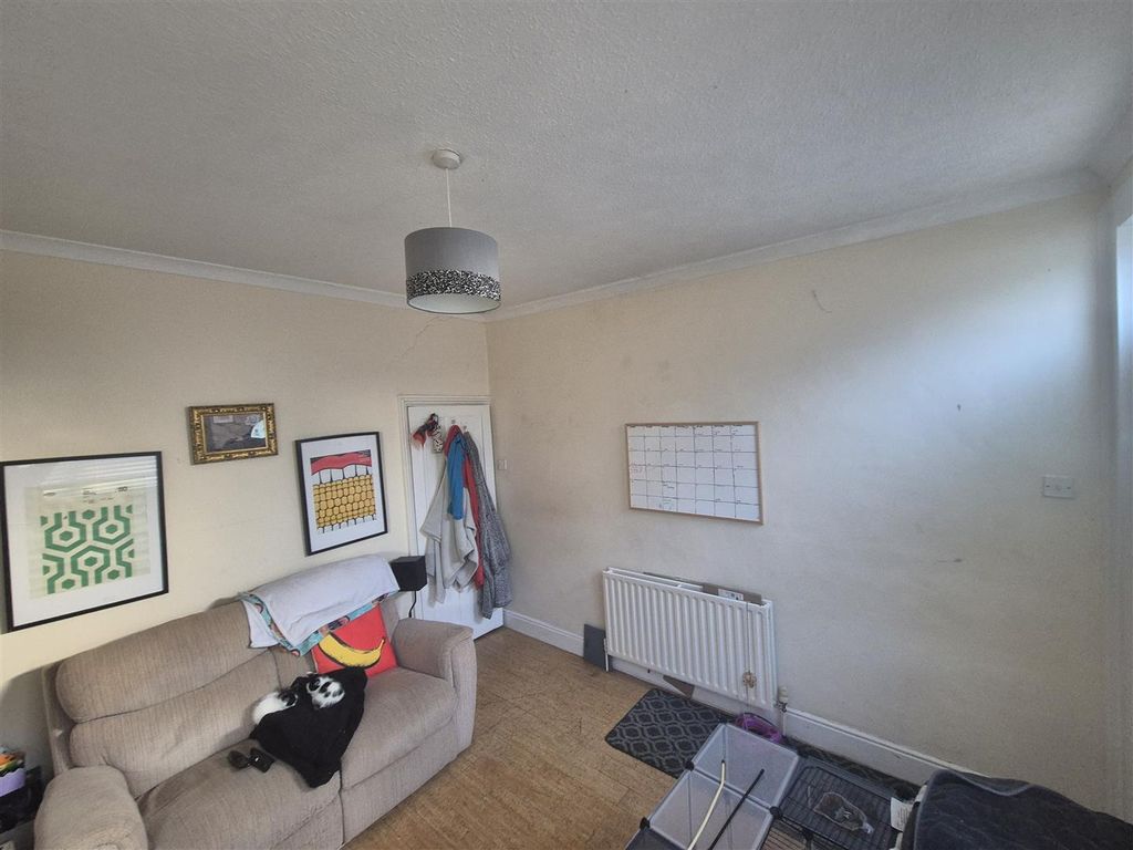 Property photo 2 of 21 Front Reception Room