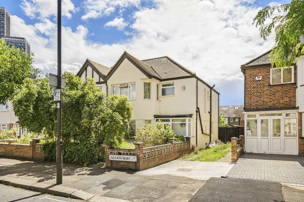 Property photo 1 of 6
