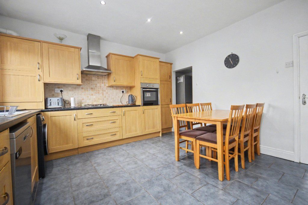 Property photo 1 of 18 Picture No. 05