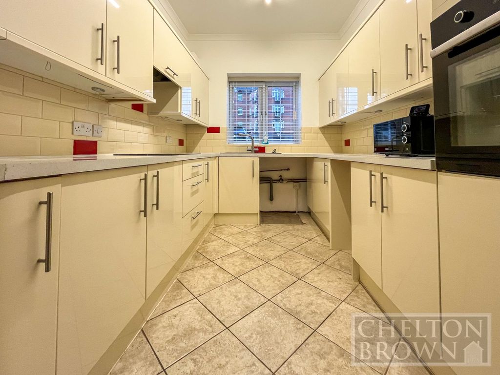 Property photo 2 of 24 Picture No. 15