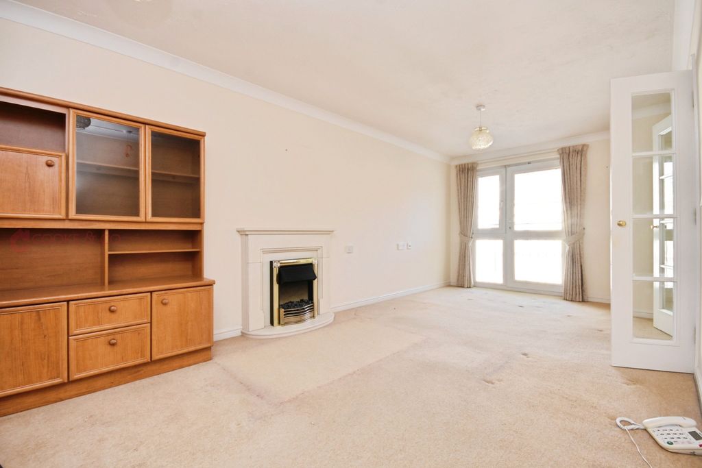 Property photo 3 of 7