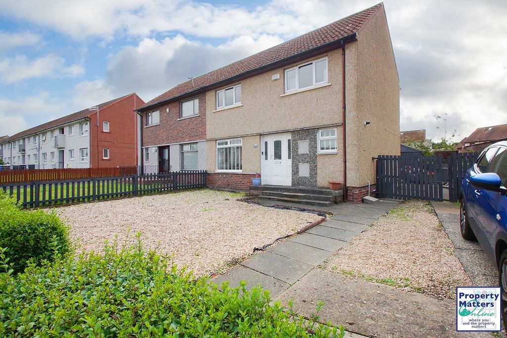 Property photo 1 of 11 3 Bedroom Semi-Detached Villa