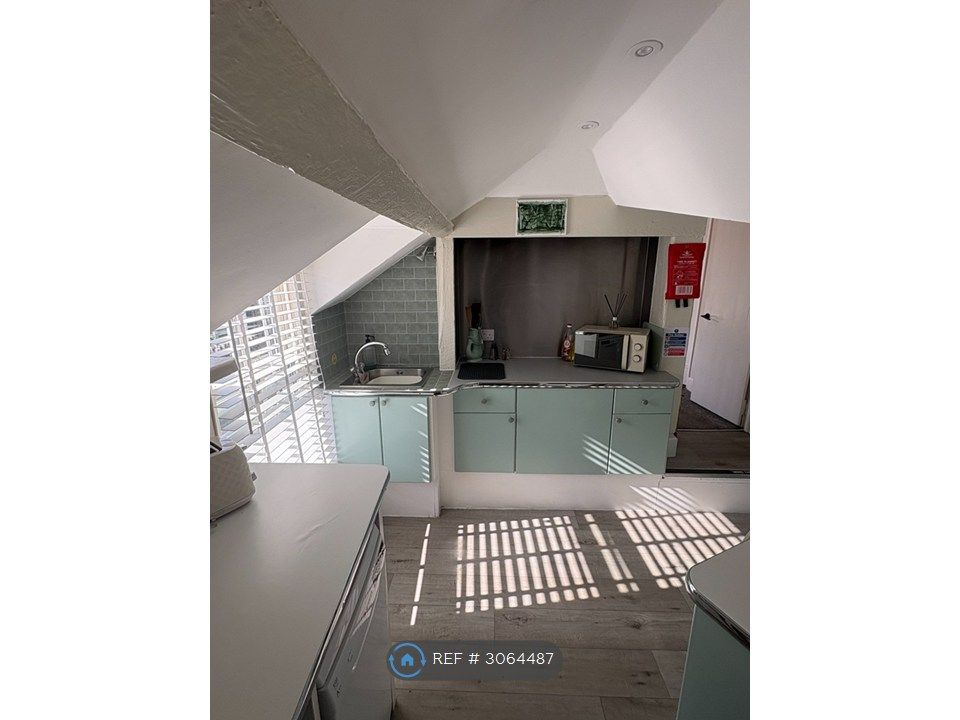 Property photo 1 of 5 Kitchen