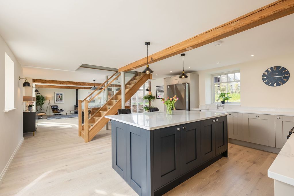 Property photo 2 of 30 Photo 2