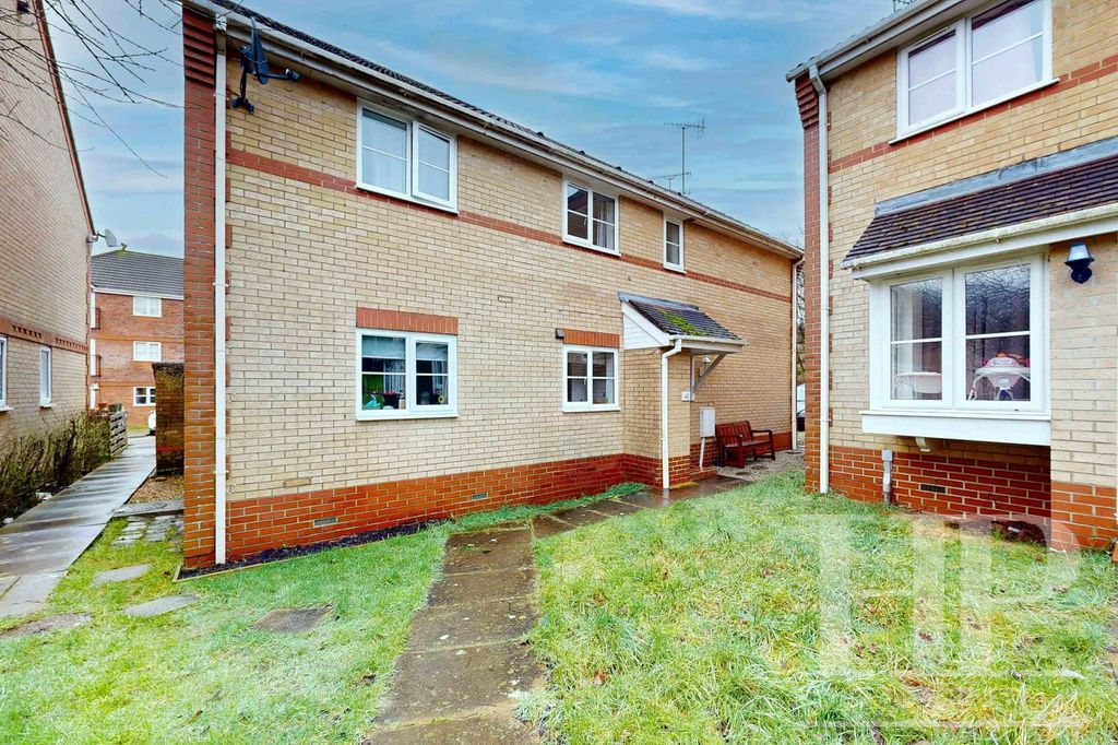 Property photo 3 of 9