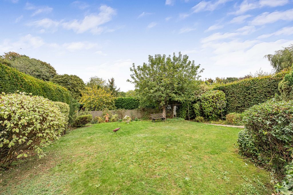 Property photo 2 of 18