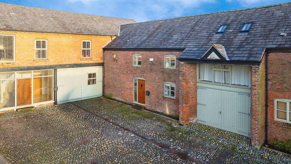 Property photo 1 of 46