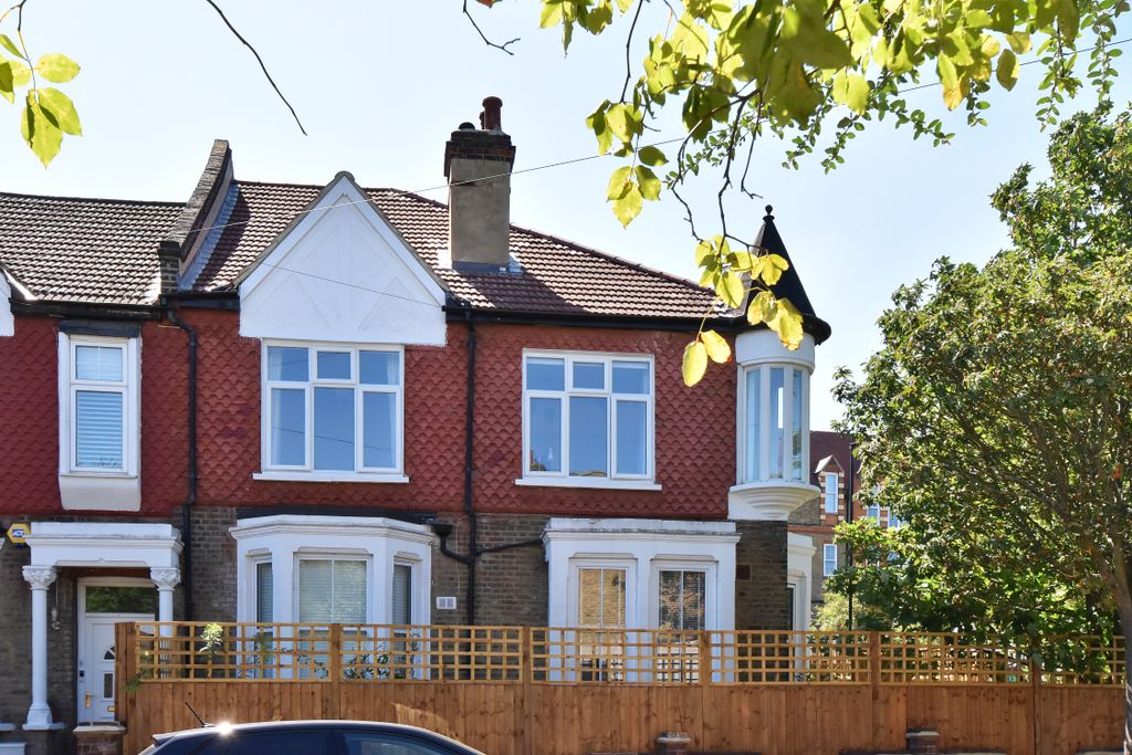 Property photo 1 of 13