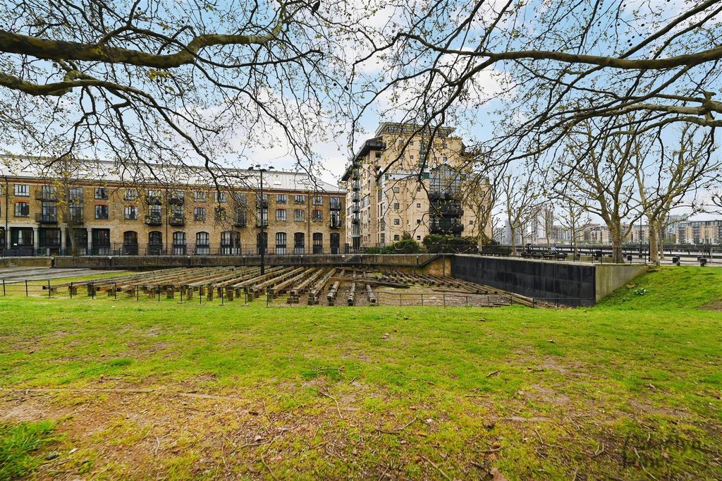 Property photo 3 of 14 6-Amundsen-Court (13).Jpg