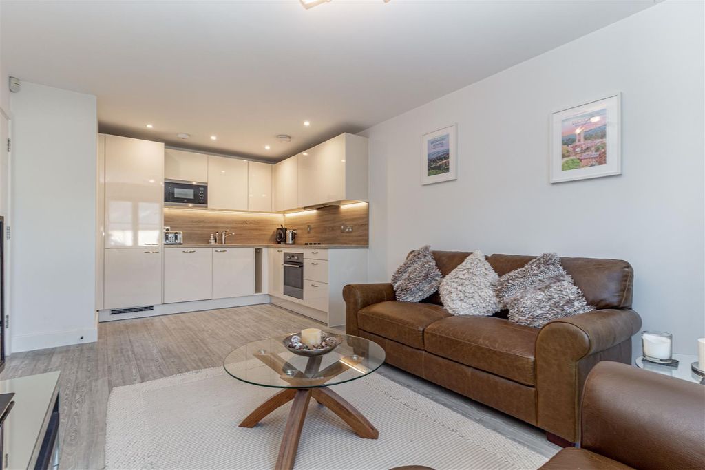 Property photo 2 of 18 Living-Room-4.Jpg