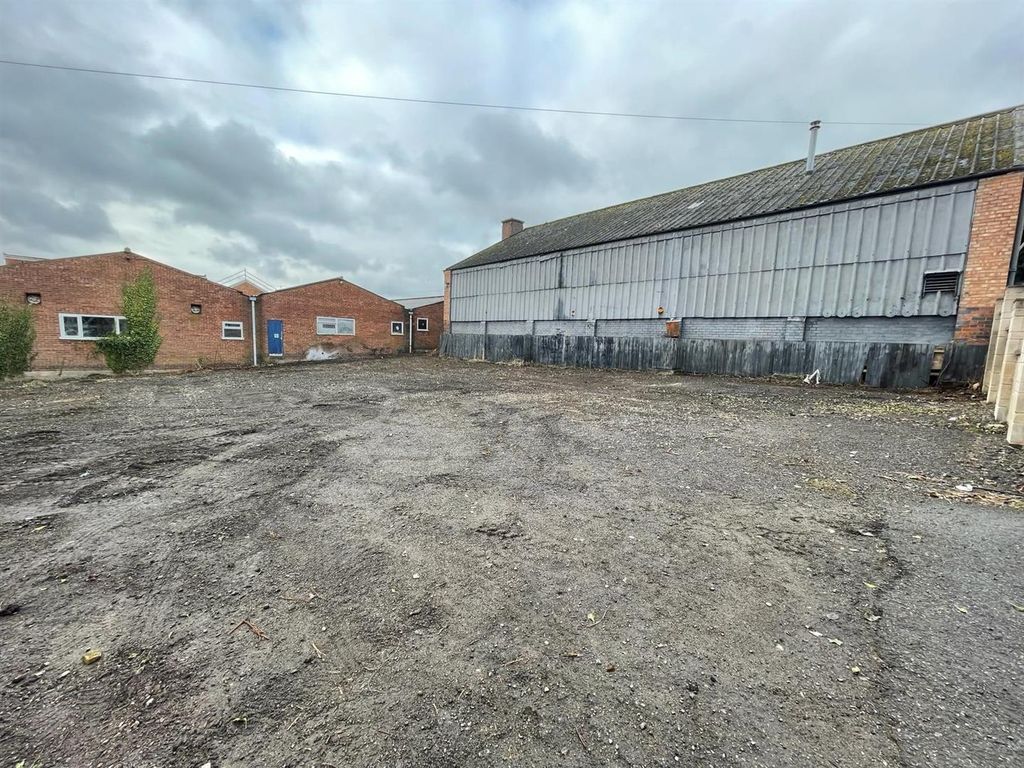 Property photo 1 of 4 Aqs--Habnuul-_Blgfehdw.Jpg