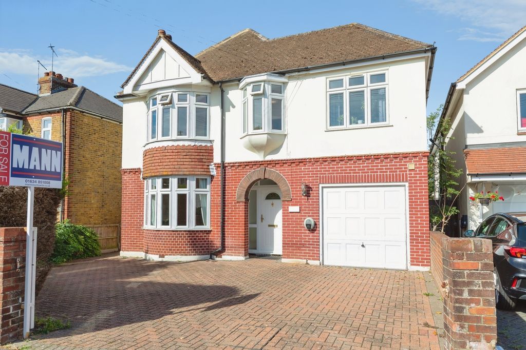 Property photo 1 of 22 Pbox-Img.Jpg