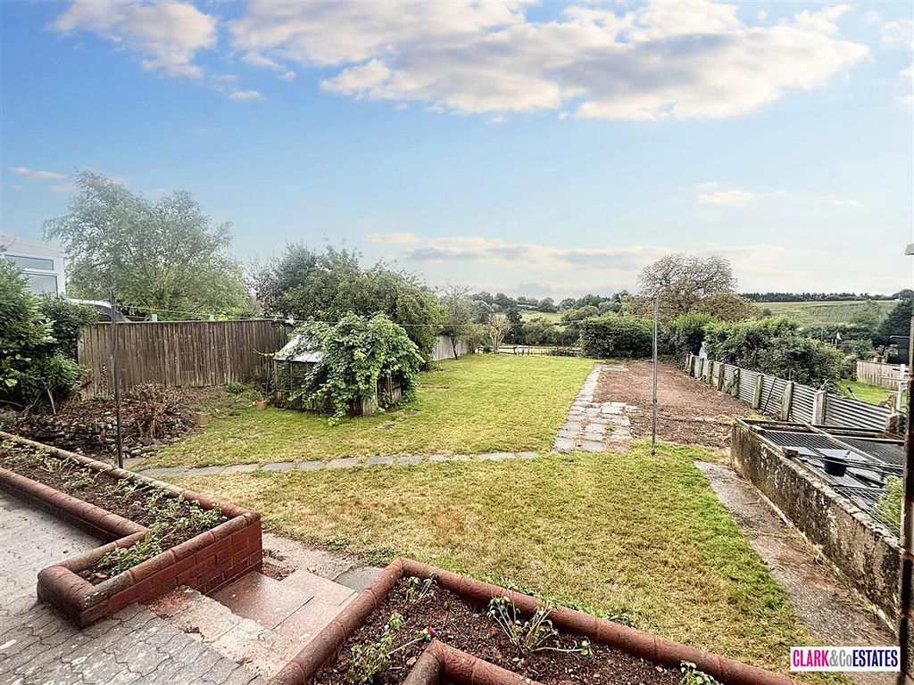 Property photo 2 of 14 Back Garden