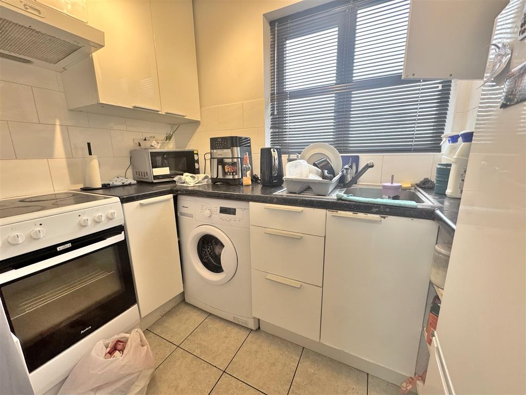 Property photo 2 of 6 Img_1864.Jpg