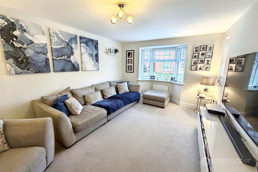 Property photo 3 of 19 4848235