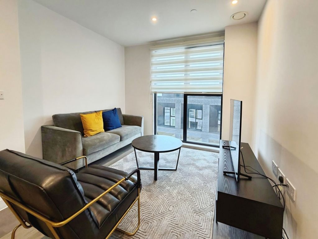 Property photo 3 of 8 Pbox-Img.Jpeg