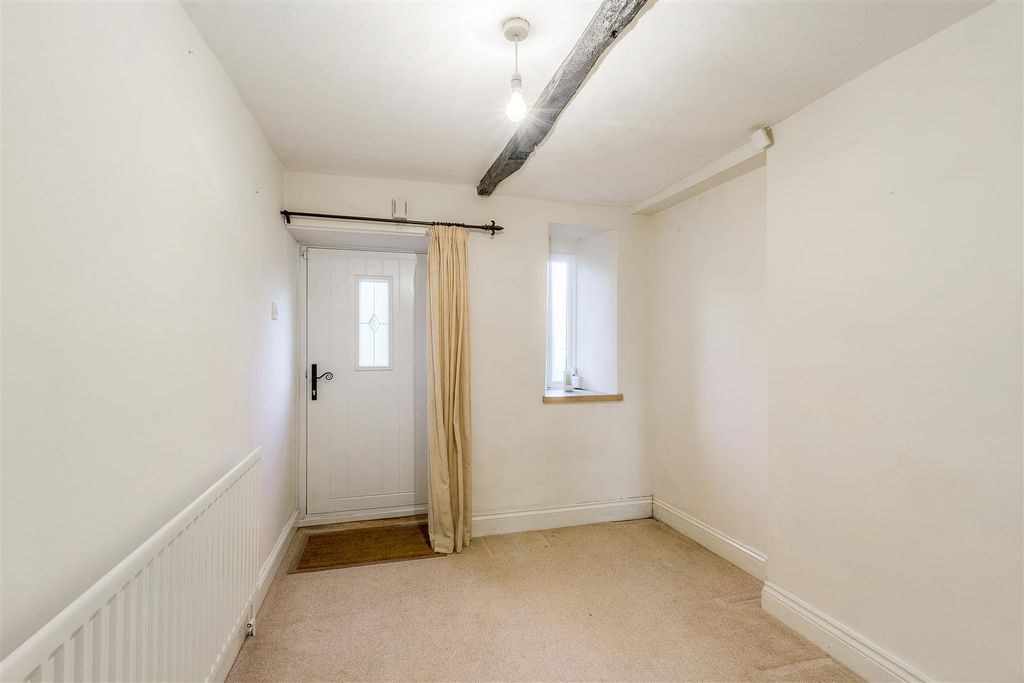 Property photo 3 of 14 Strixton 003.Jpg