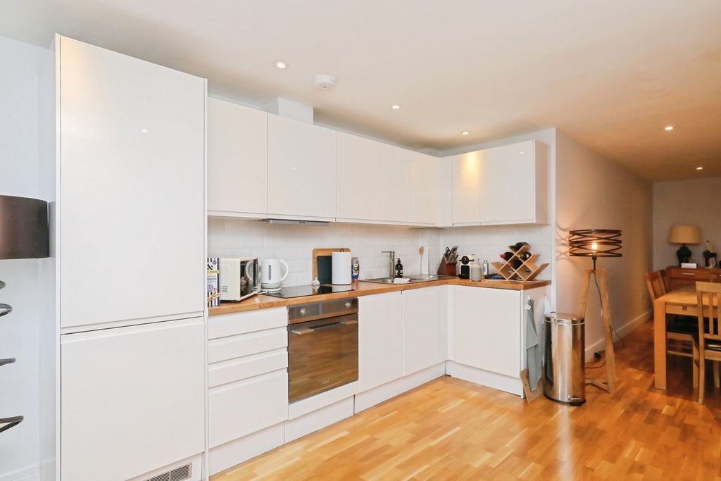 Property photo 1 of 15 Photo