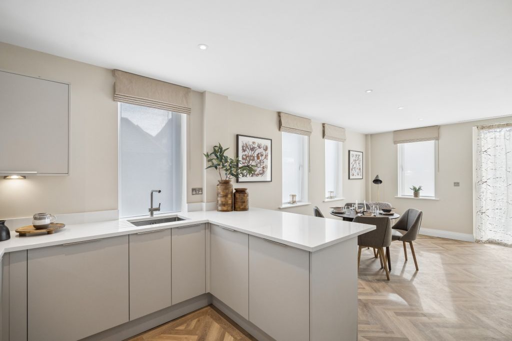 Property photo 3 of 18