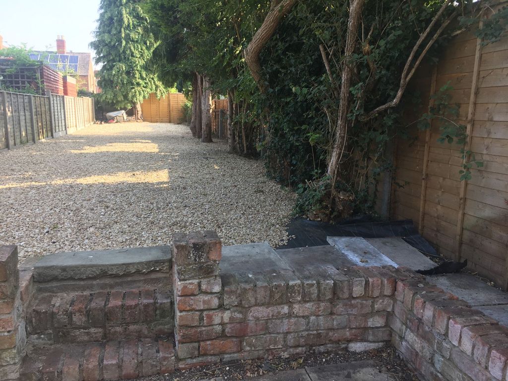 Property photo 3 of 10 Photo 5