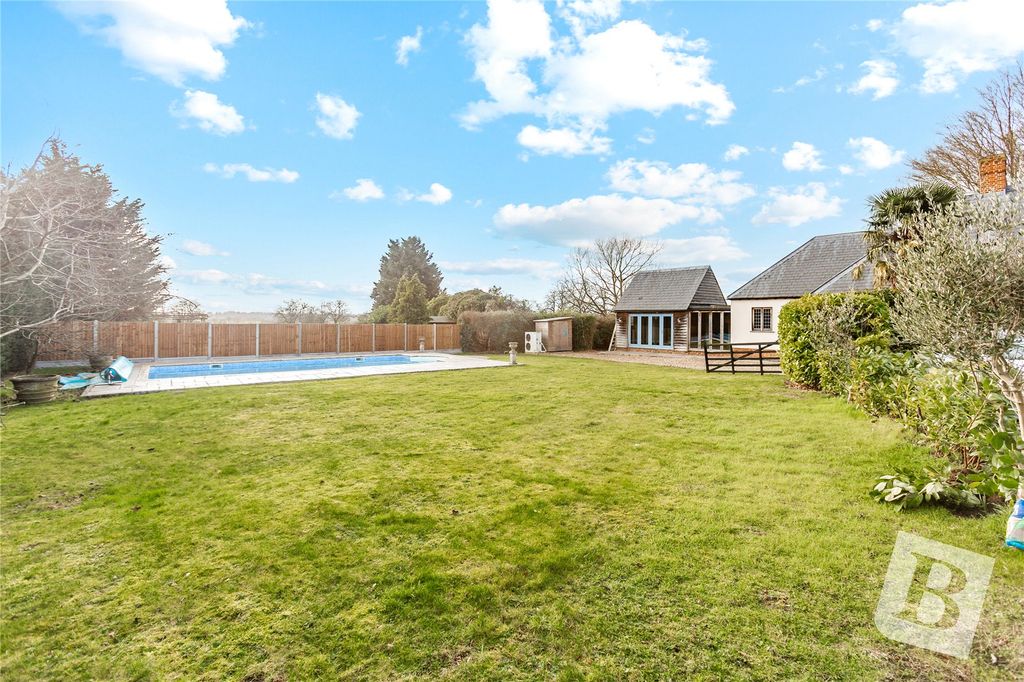 Property photo 2 of 27 Picture No. 27