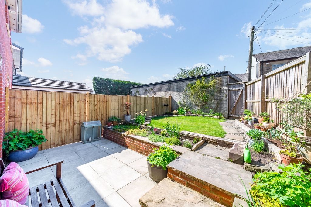 Property photo 2 of 29 4112543