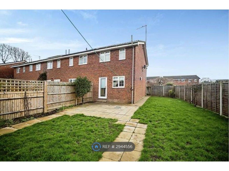 Property photo 2 of 13