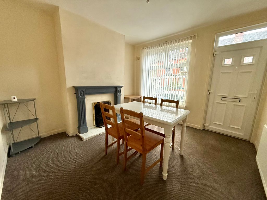 Property photo 3 of 9 Img_0379 (1)