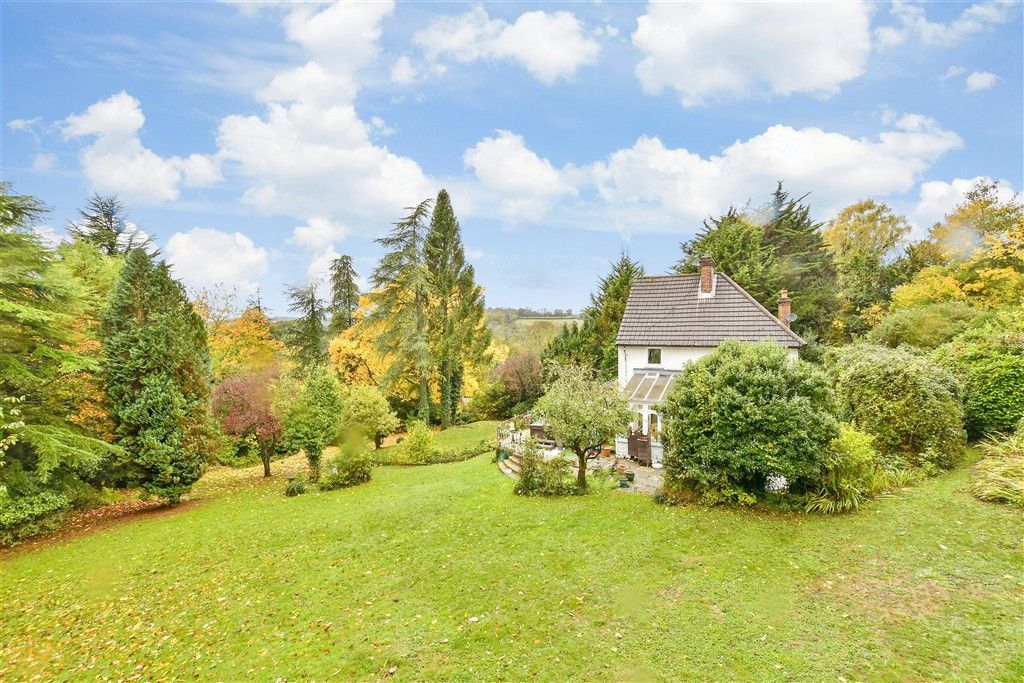 Property photo 2 of 16 External Lifestyle Photograph