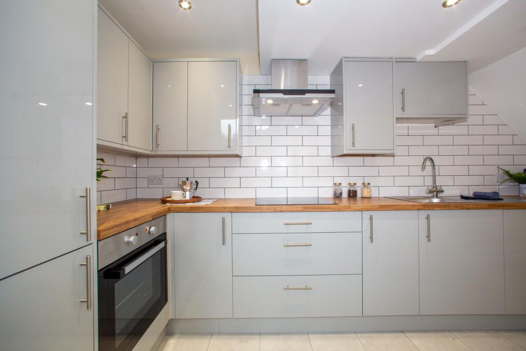 Property photo 1 of 3 Mulgrave Rd