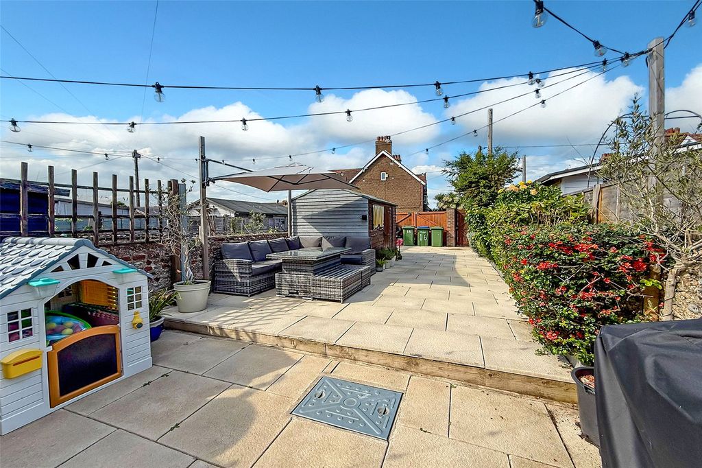 Property photo 2 of 16 Picture No. 07