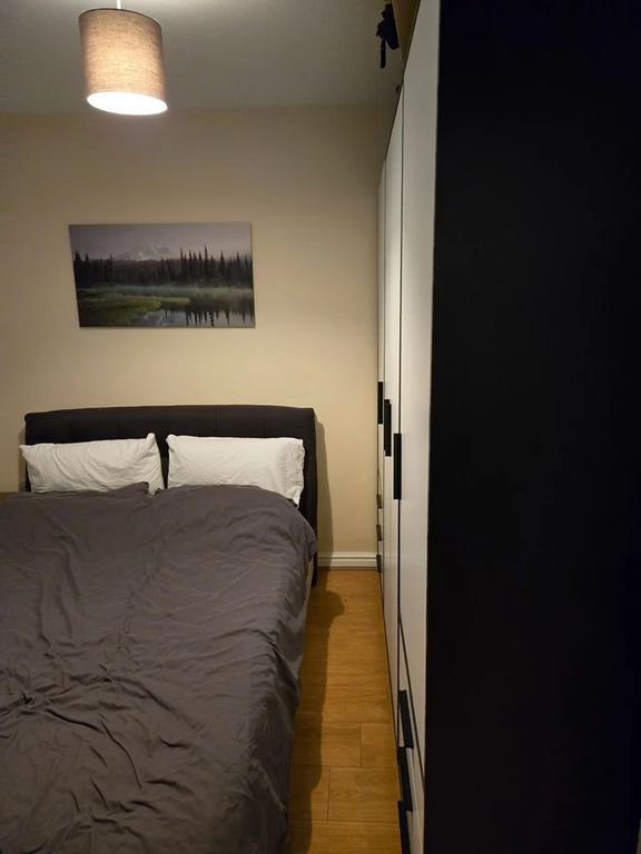 Property photo 2 of 12 Photo 1
