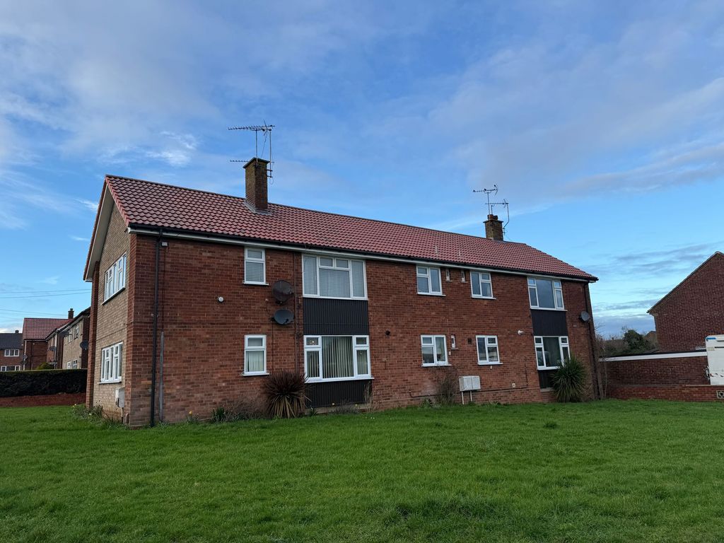 Property photo 3 of 12