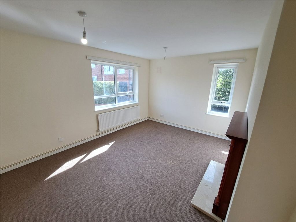 Property photo 3 of 9 Picture No. 17